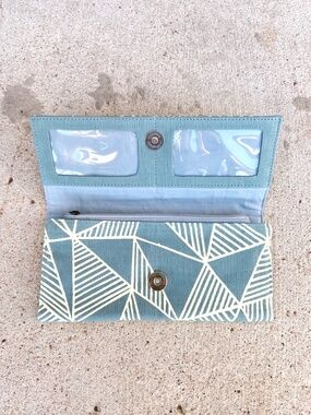 Fair Anita Fair Trade Jungle Skies Clutch Wallet